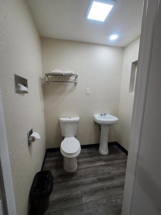 Majestic Inn & Suites Klamath Falls Eksteriør bilde