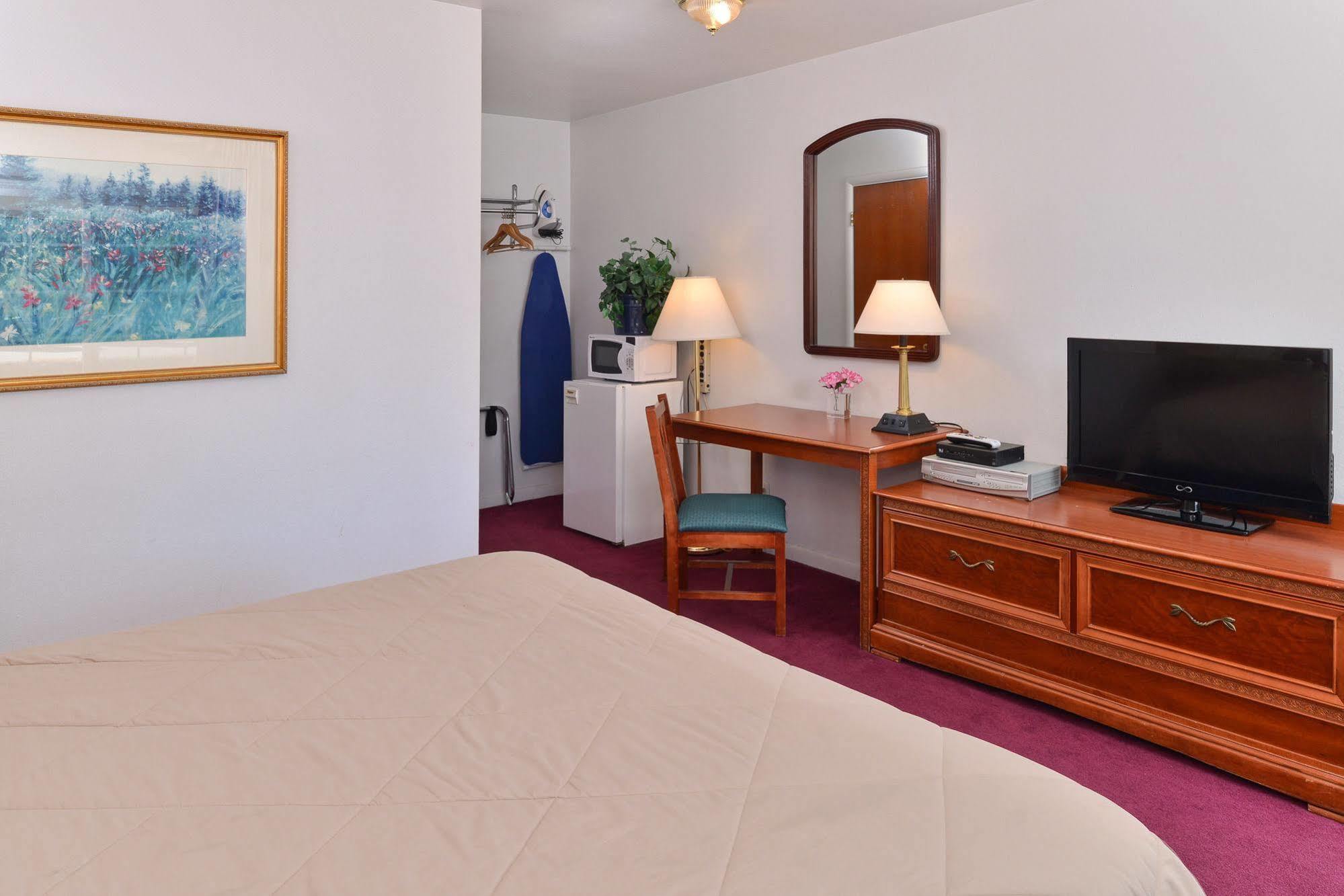 Majestic Inn & Suites Klamath Falls Eksteriør bilde